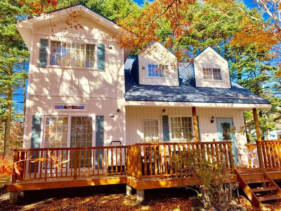 軽井沢ショッピングプラザ徒歩圏内の新築アメリカンハウス/ポーラーリゾート新軽井沢１ Karuizawa Exterior photo