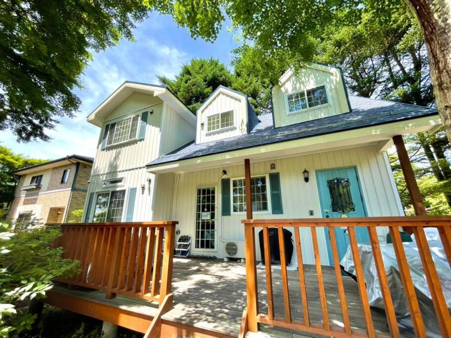 軽井沢ショッピングプラザ徒歩圏内の新築アメリカンハウス/ポーラーリゾート新軽井沢１ Karuizawa Exterior photo